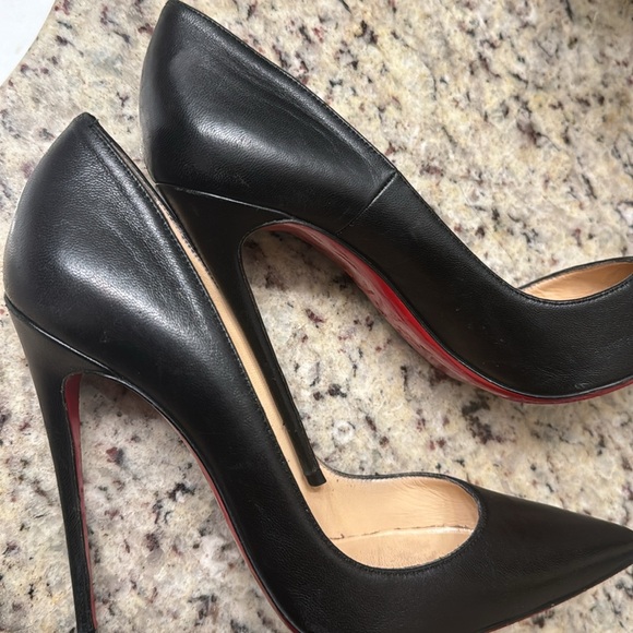 Christian Louboutin - Picture 17 of 17